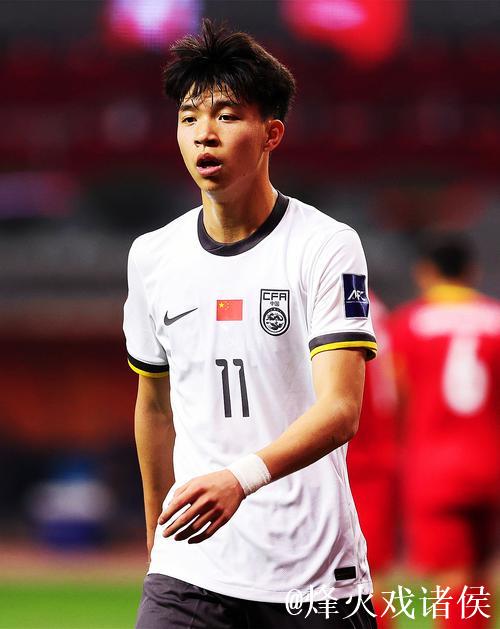 王钰栋打进处子球代表未来 国足18强赛并非一无所获